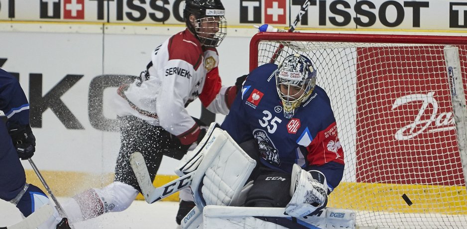 15 E.H.C. teams in CHL Round of 16